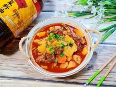 红烧土豆牛腩