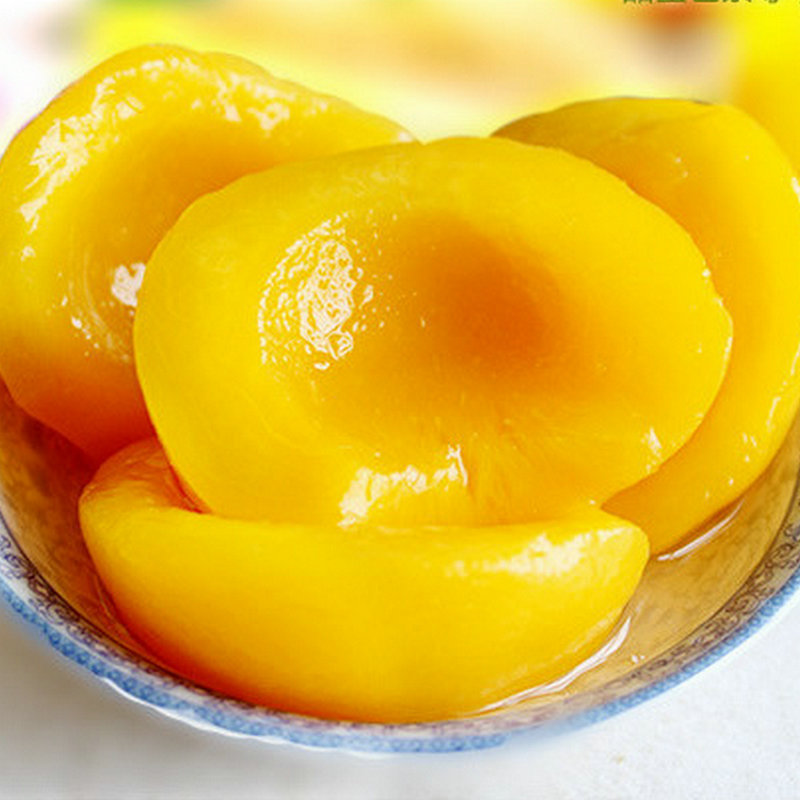 现货供应休闲食品黄桃罐头425g_12糖水黄桃罐头厂家招代理